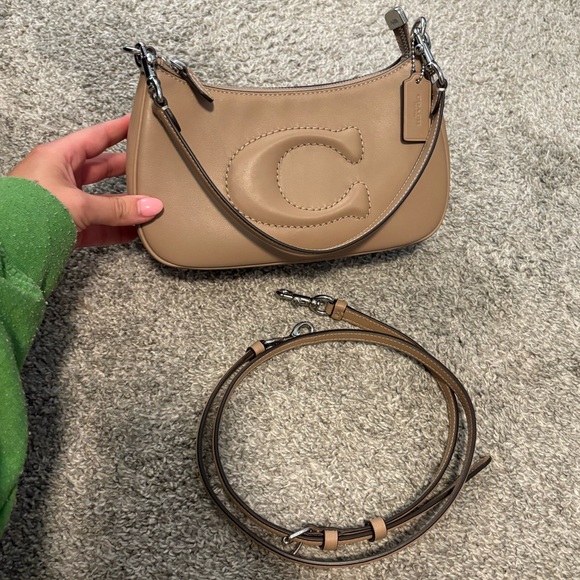 Coach Teri shoulder bag taupe - Picture 15 of 15